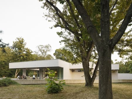 SJK Pavillion Bistro Ferdinand